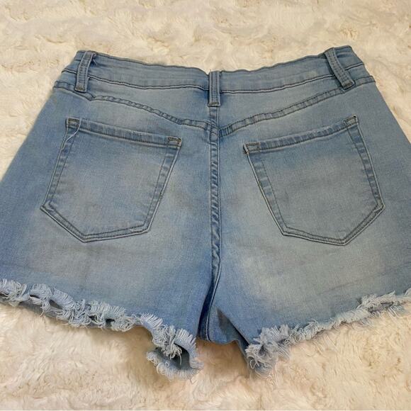 YMI Women's Distressed High Rise Y2K Jean Shorts Size 9/29 Light Wash Denim - Picture 7 of 9